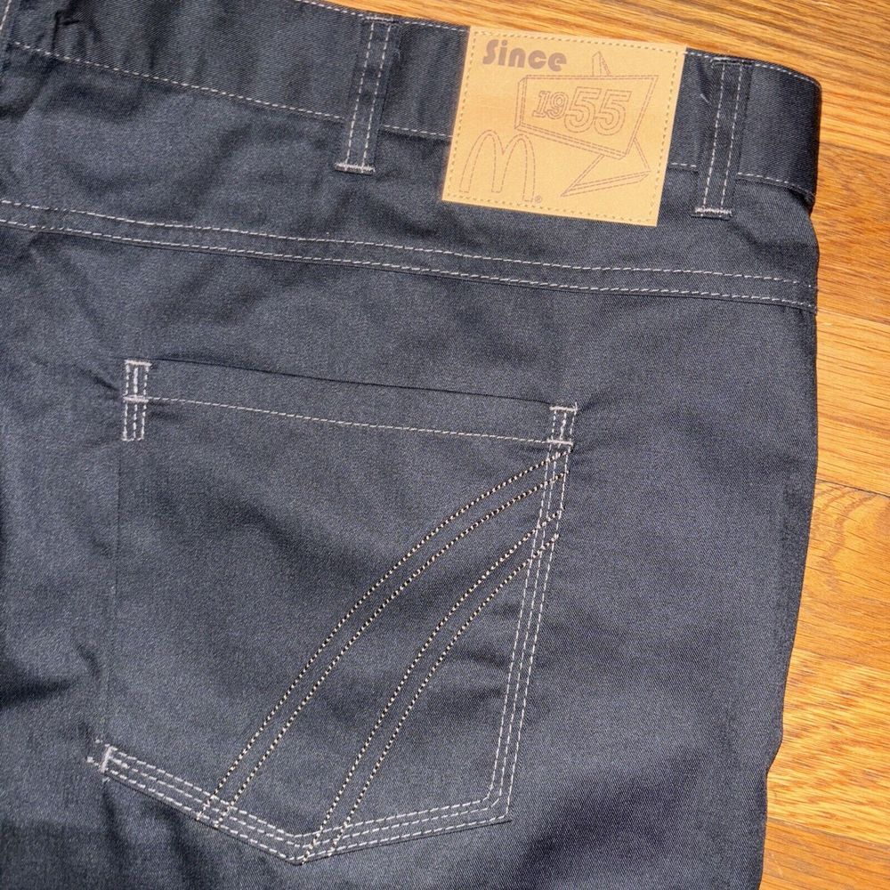 McDonalds Timeless Elements Black Pants Jeans 44 x 32 Crew Employee Work Uniform